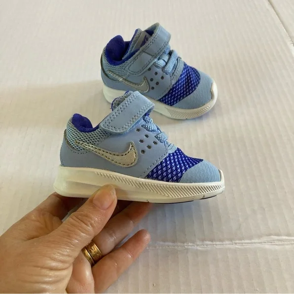 Nike Downshifter 7 Shoes Size 2C - Picture 1 of 8